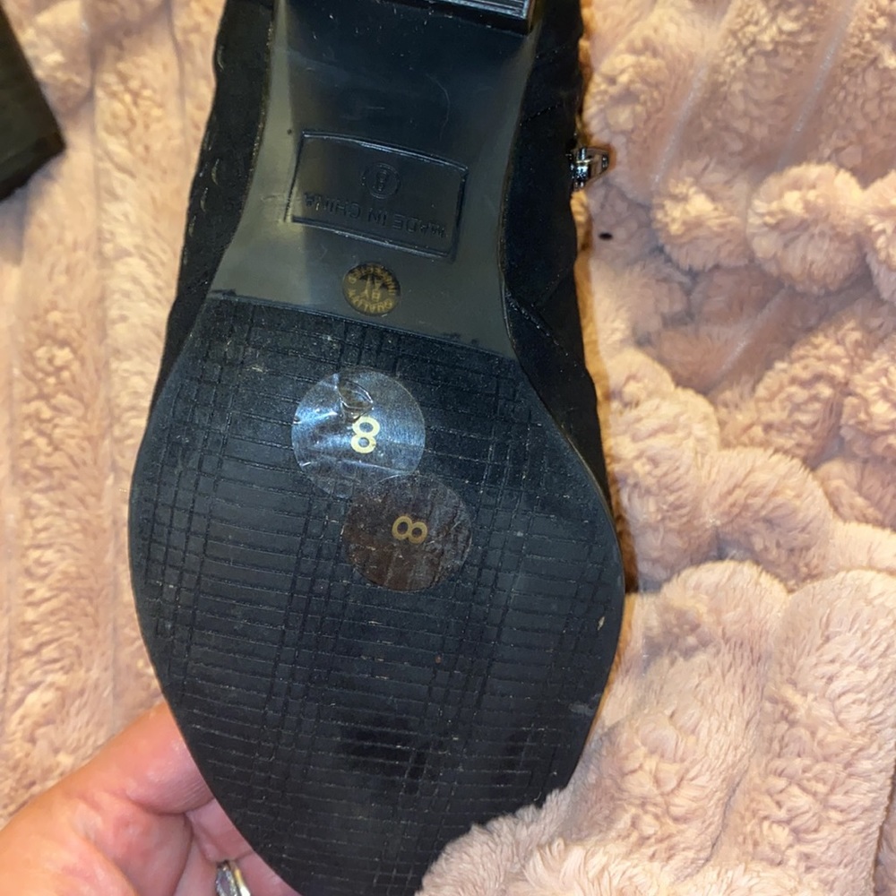 Like New Ana heel boots size 8 🖤🖤🖤🖤 - Picture 4 of 8